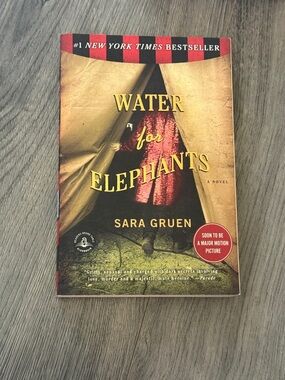 Water for Elephants by Sara Gruen - Yellow/Red Cover Paperback
